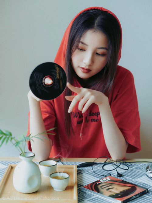 九游（jiuyou.com）游戏-曼联豪掷千万签下一名高潜力锋线球员，曼联巅峰后防线