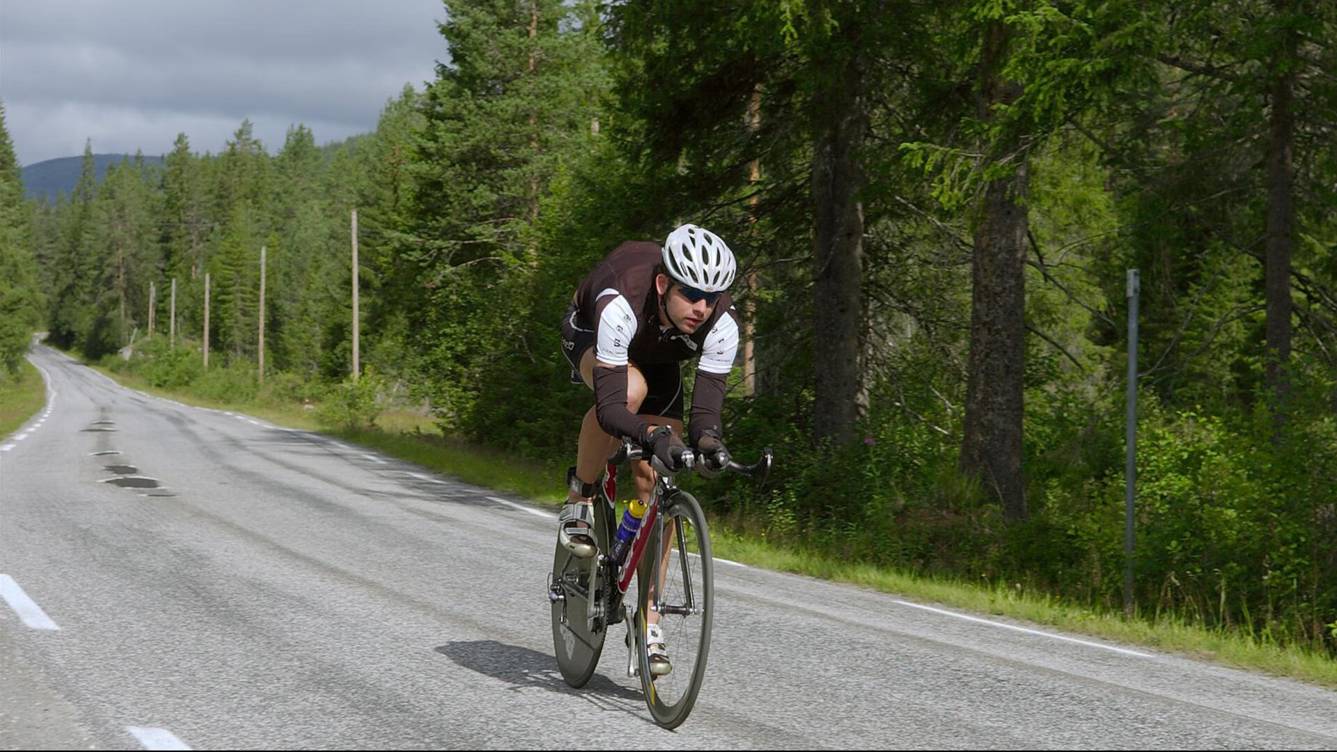 布鲁诺·卡博克洛在巴黎奥运会小组赛中展现强大篮板能力,nba布鲁诺卡波洛克