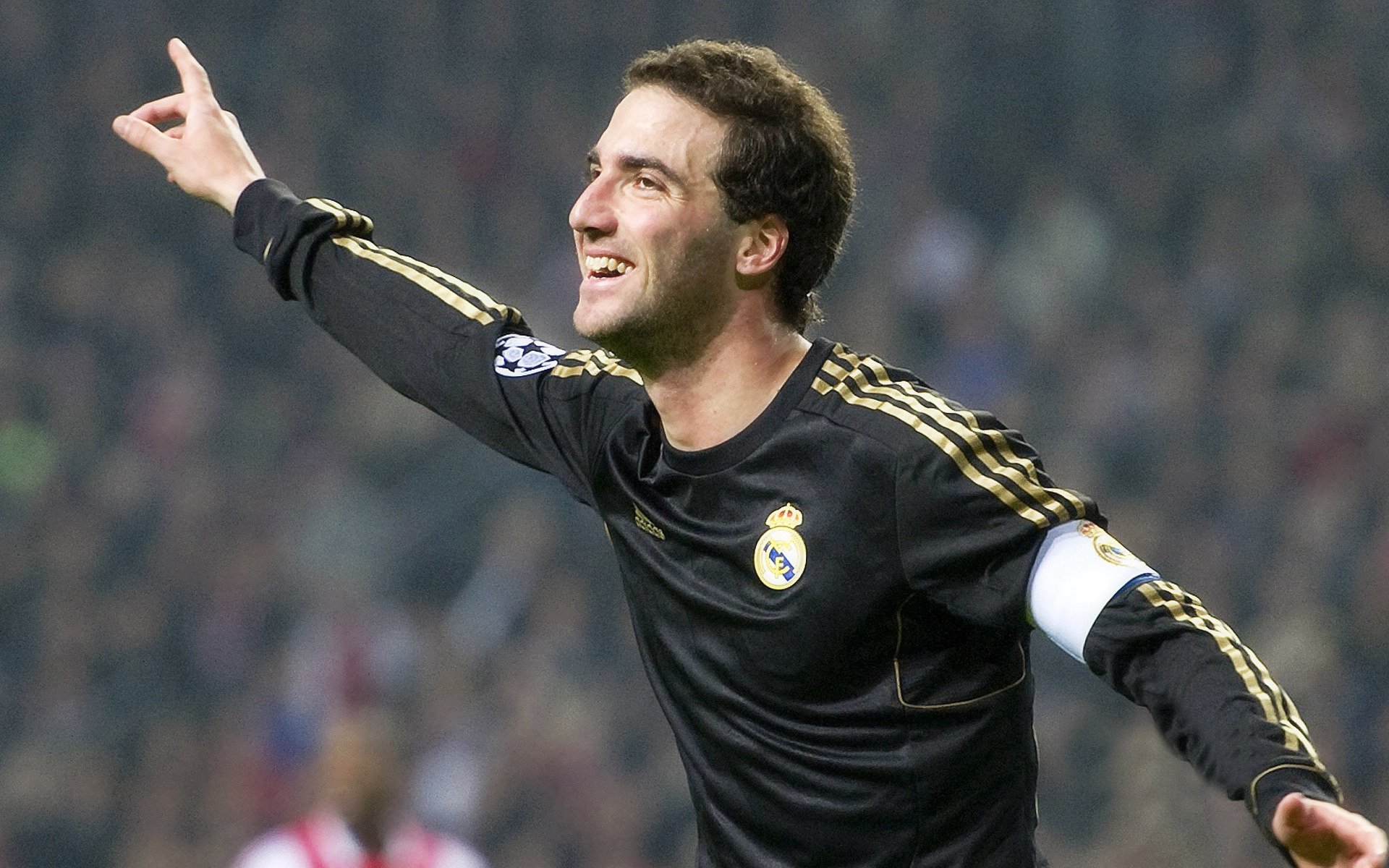 拜仁慕尼黑连续第12次夺得德甲冠军，拜仁慕尼黑连续第12次夺得德甲冠军次数