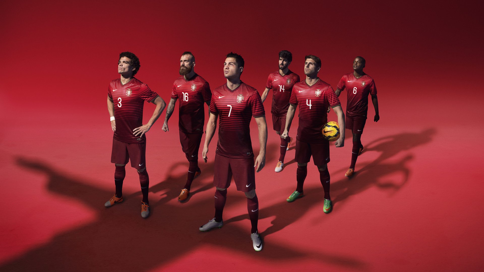 足球表情包设计大赛深受球迷喜爱，足球表情是什么意思